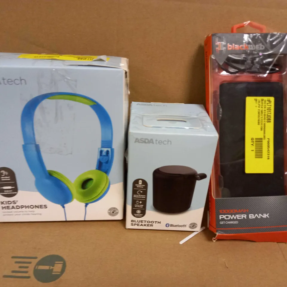 BOX OF APPROXIMATELY 20 ASSORTED ELECTRICAL ITEMS TO INCLUDE BLACKWEB POWERBANK, ASDA TECH BLUETOOTH SPEAKER, ASDA TECK KIDS HEADPHONES, ETC