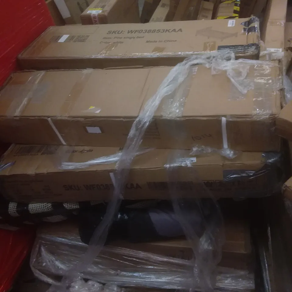 PALLET OF ASSORTED ITEMS INCLUDING PINE SINGLE BEDS, TELESCOPIC LADDERS