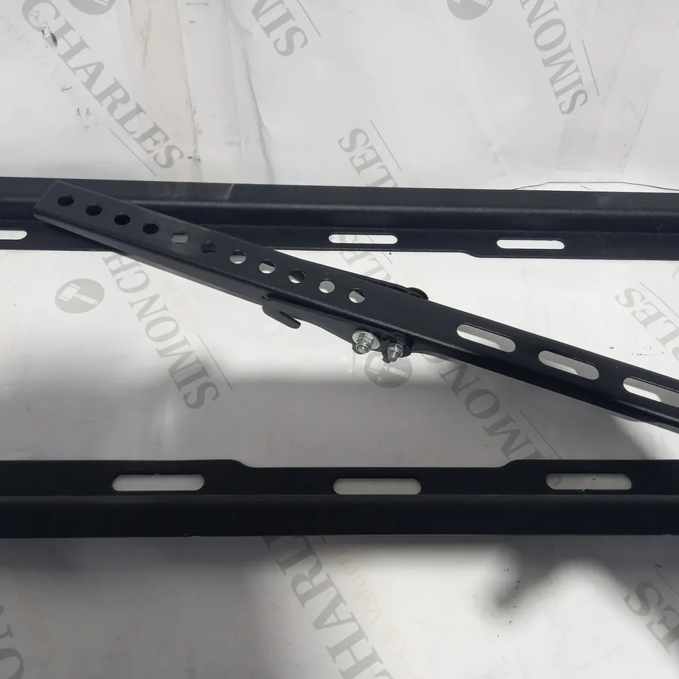 ONE FOR ALL SMART LINE UNIVERSAL WALL MOUNT FOR TVS 32-65 INCH