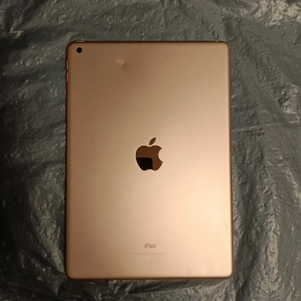 APPLE IPAD TABLET - A2197