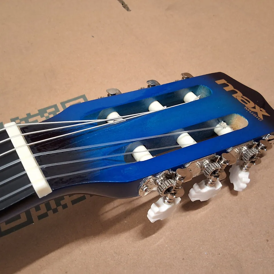 MAX MUSIC SOLART JUNIOR 3/4 CLASSICAL GUITAR – BLUE GRADIENT