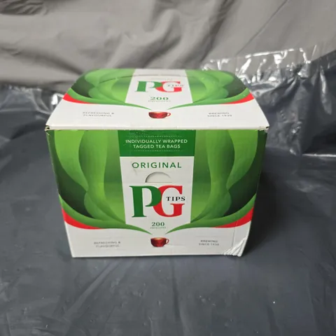 PG TIPS ORIGINAL TEA BAGS – 200 BAGS IN ENVELOPES