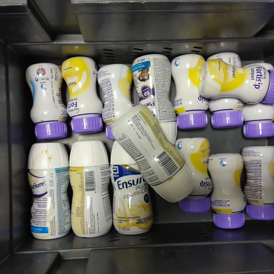 LOT OF ASSORTED FOOD ITEMS TO INCLUDE ENSURE DRINKS, CHOCOLATE SHAKE POWDER, ETC