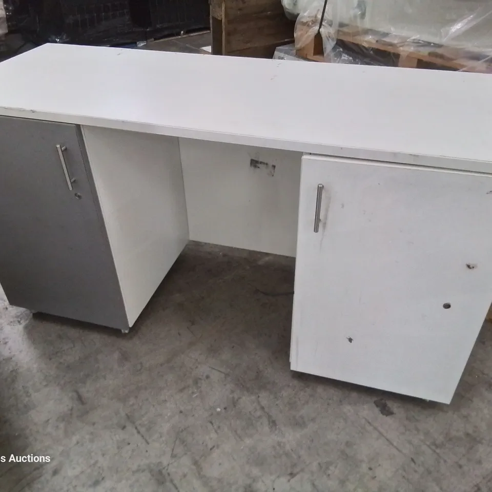 THREE MOBILE PEDESTAL DESKS/WORKSTATIONS 464 × 560