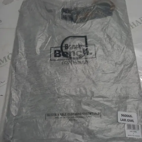 BAGGED BENCH GREY MENS T-SHIRT - L