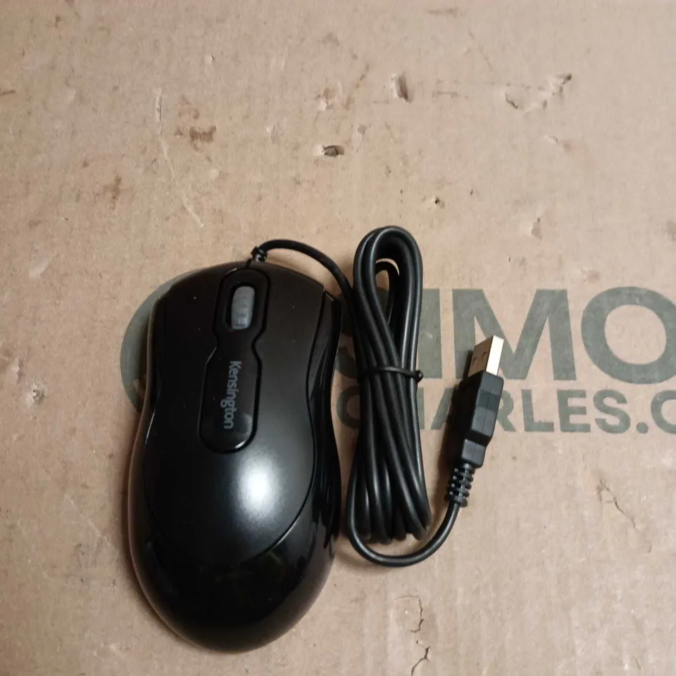 BOX OF 8 KENSINGTON MOUSE IN A BOX WIRED MOUSE