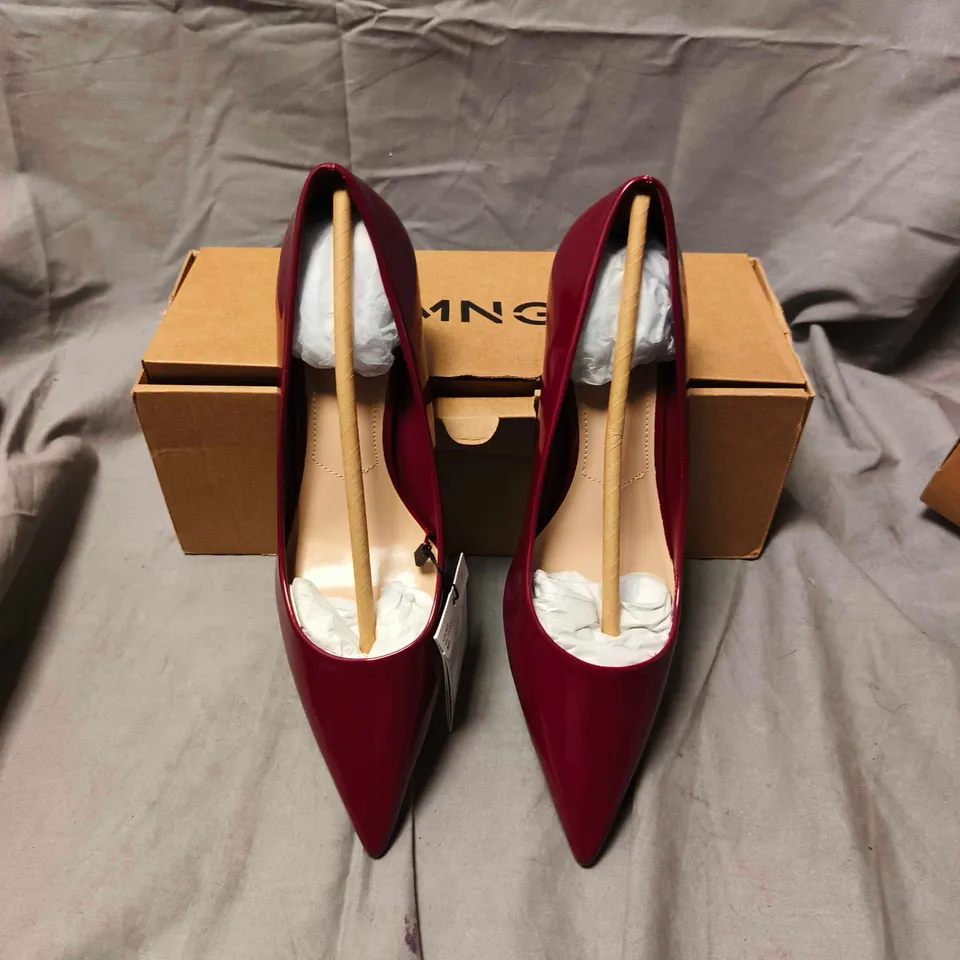 BOXED PAIR OF Mango Burgundy Patent Leather HEELS - SIZE 37