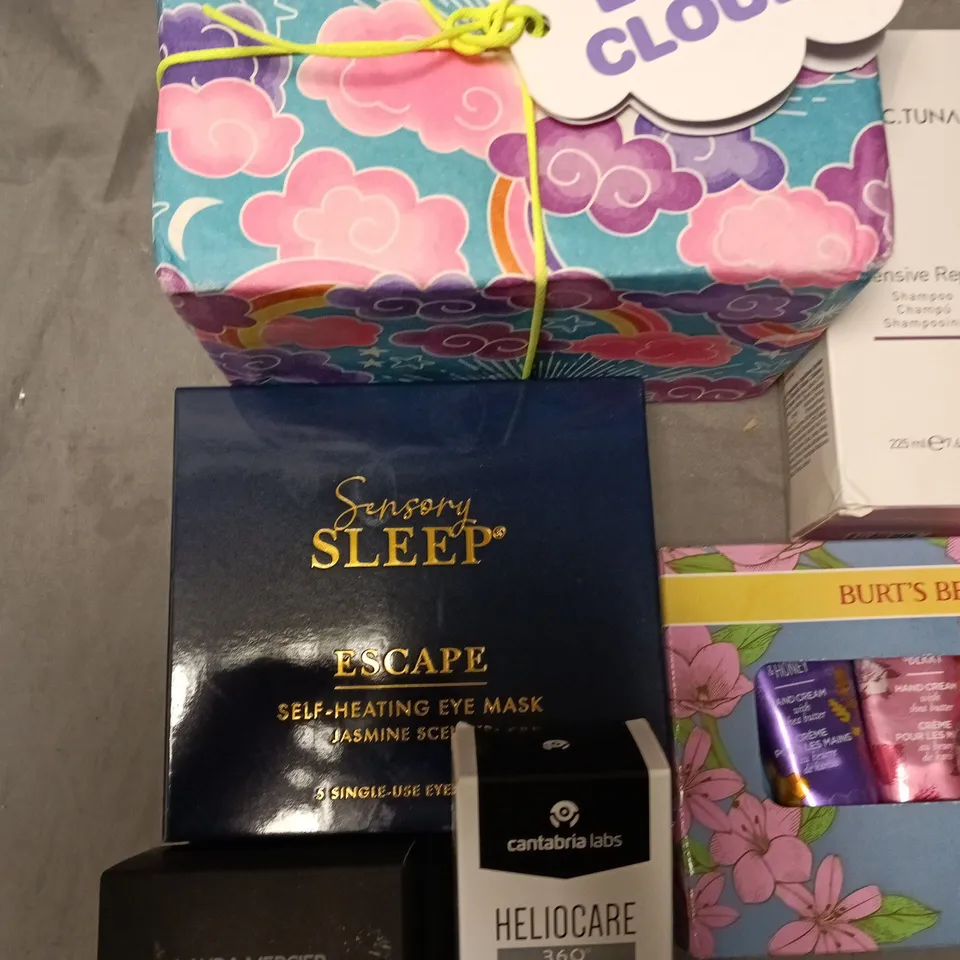 LOT OF 13 ASSORTED HEALTH AND BEAUTY ITEMS TO INCLUDE SENSORY SLEEP MASKS, DR C.TUNA REPAIR SHAMPOO AND EVERY CLOUD SOAP SET