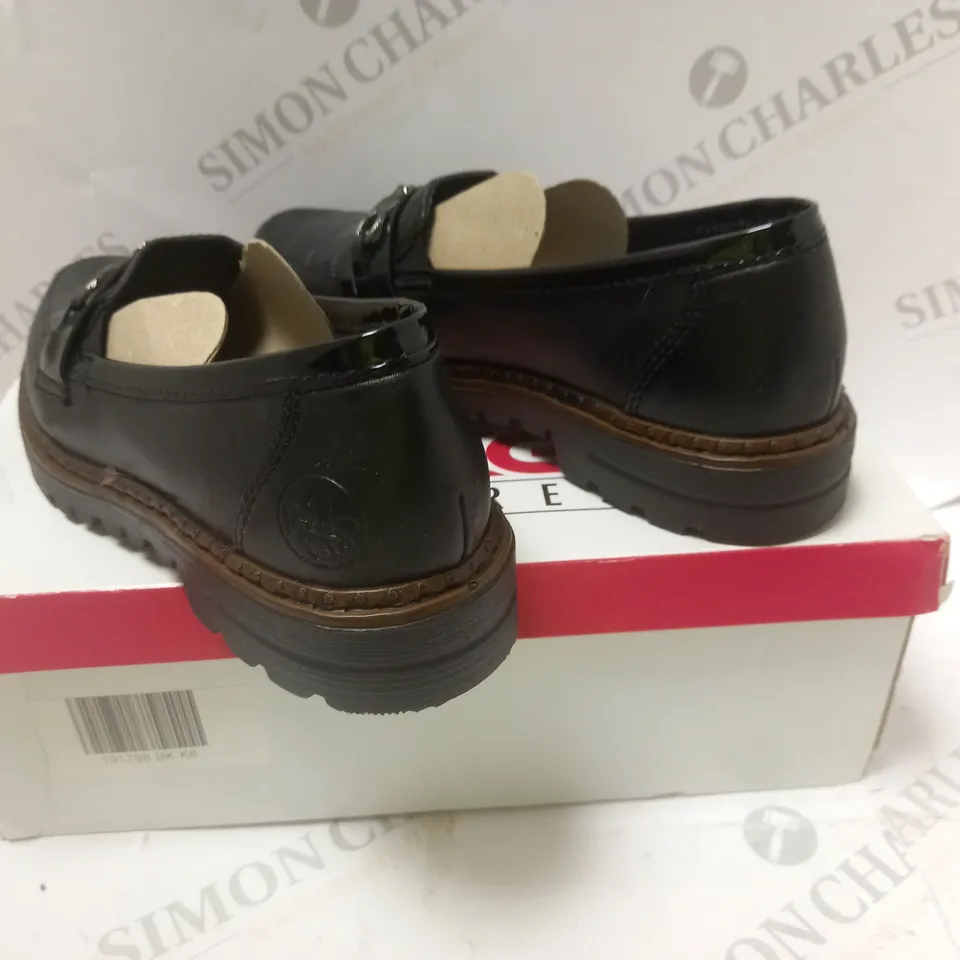 BOXED RIEKER BLACK LOFER SHOES - SIZE 6