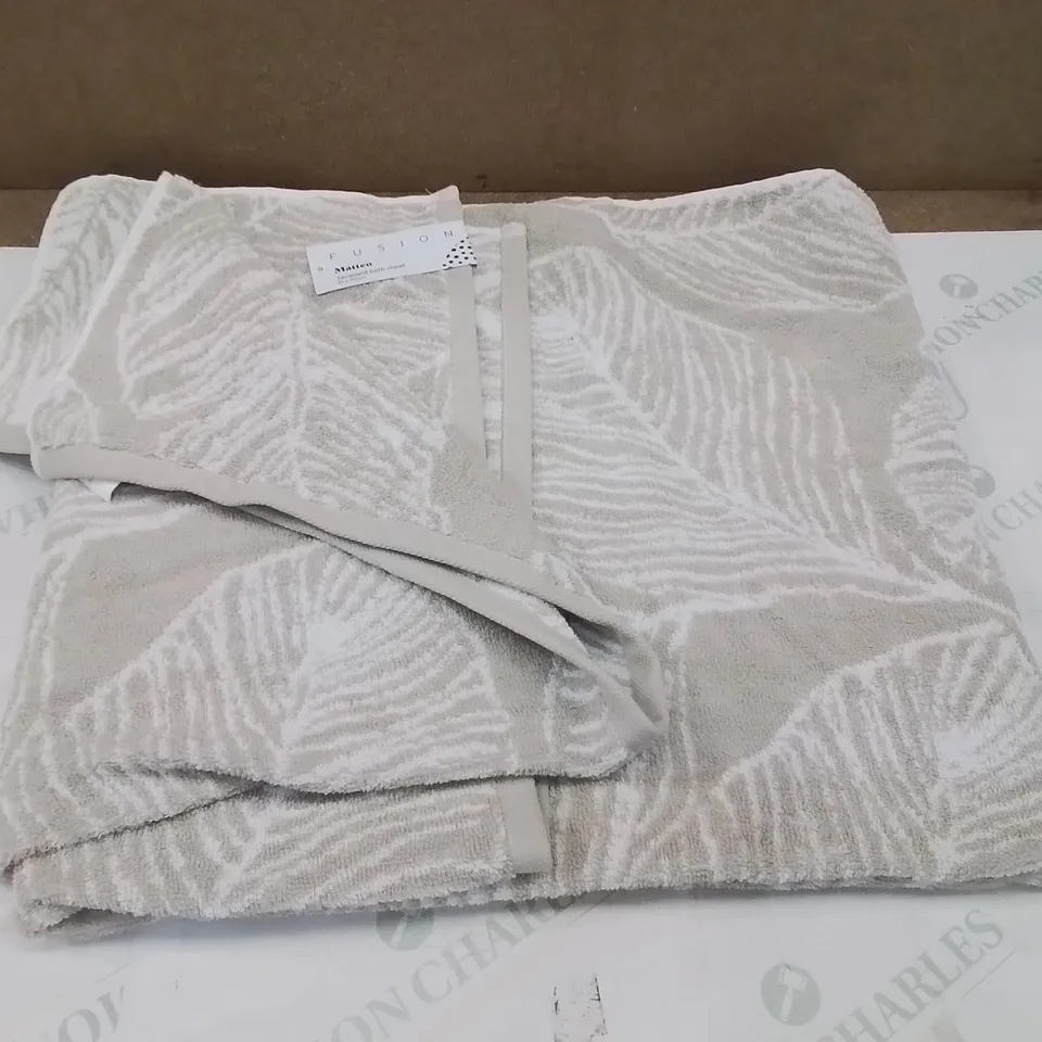BAGGED FUSION COTTON BATH SHEET - 90 x 150cm