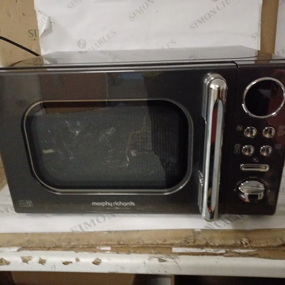MORPHY RICHARDS 20L DIGITAL SOLO MICROWAVE, BLACK