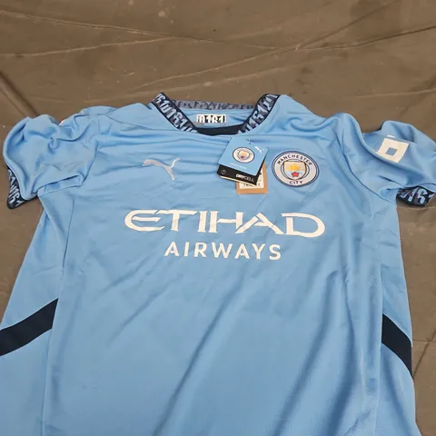 MANCHESTER CITY FC HOME JERSEY - SIZE M 