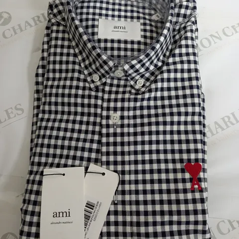 AMI ALEXANDRE MATTIUSSI CHEQUERED SHIRT IN BLACK/WHITE - SIZE 39