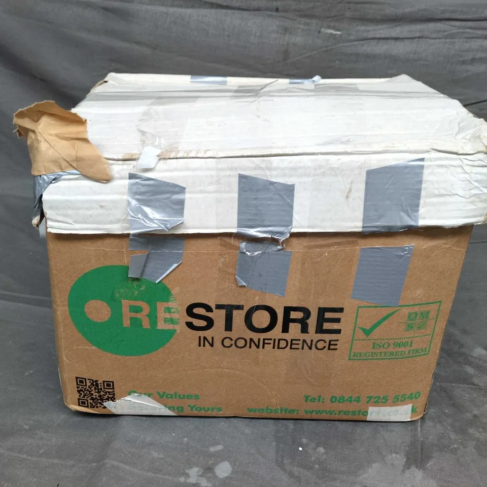 COZEE HOME TOILE DE JOUY PRINT VELVETSOFT DUVET SET - SIZE UNSPECIFIED