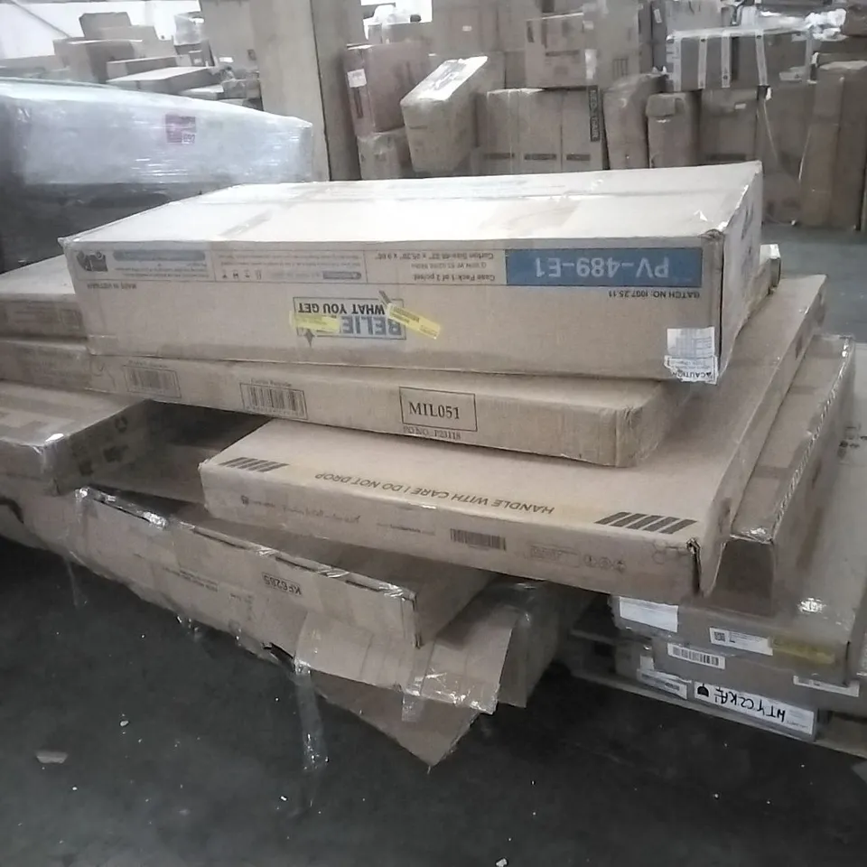 PALLET CONTAINING ASSORTED FLATPACK FURNITURE PARTS