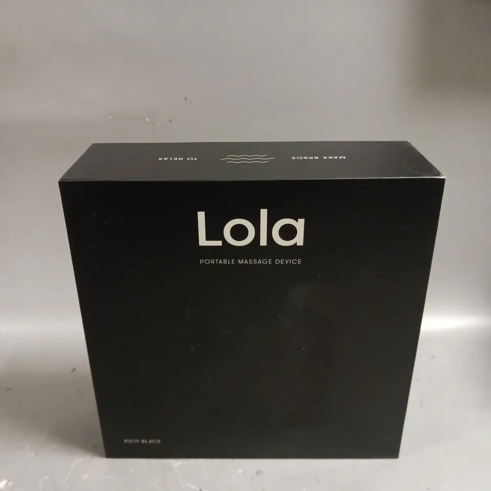 LOLA 4 SPEED HAND HELD MASSAGE GUN- BLACK