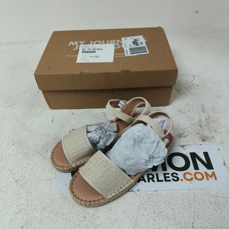 SIMPLY BE BEIGE WOVEN SANDALS – UK 7 WIDE (EU 41)
