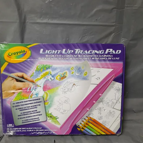 CRAYOLA LIGHT-UP TRACING PAD 