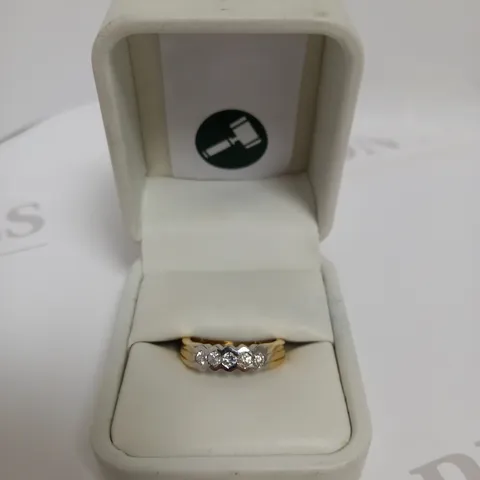 DESIGNER 18CT GOLD FIVE STONE HALF ETERNITY RING SET WITH DIAMONDS