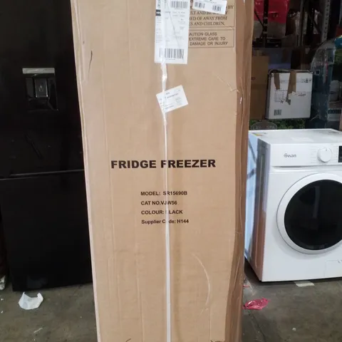 SWAN SR15690B 48CM WIDE, 50/50 SPLIT FRIDGE FREEZER - BLACK