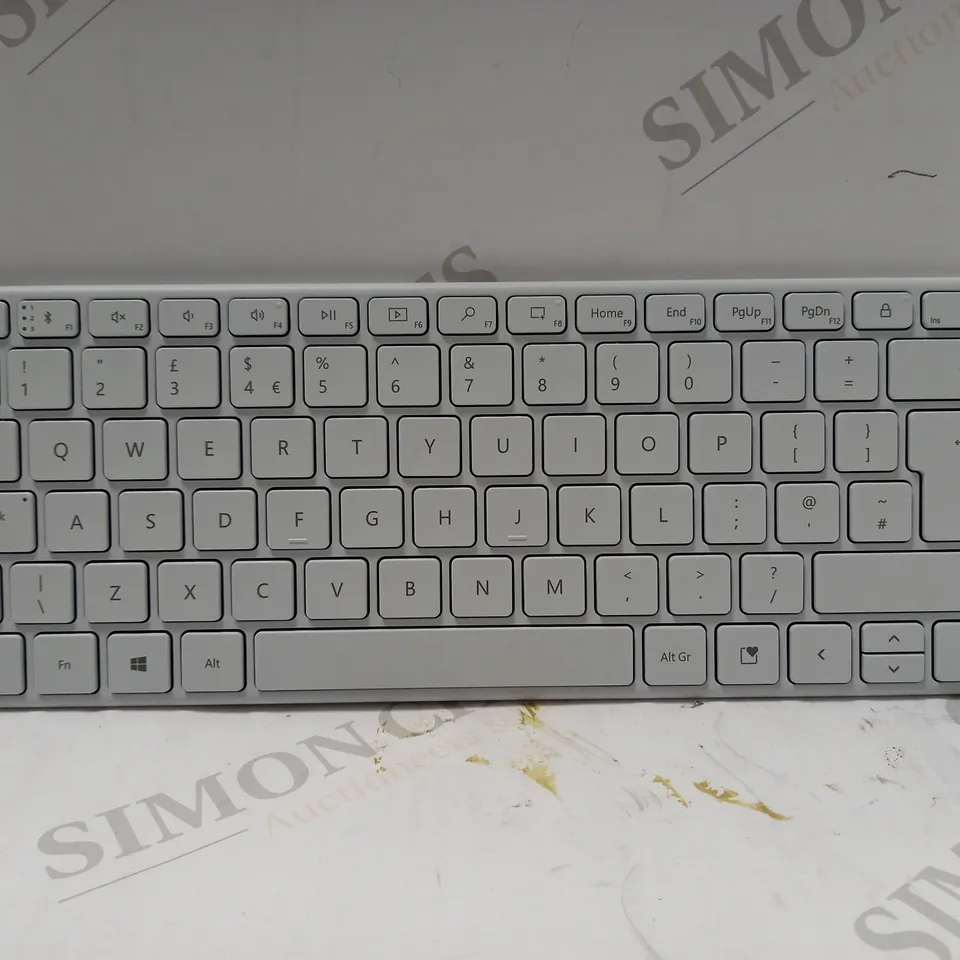MICROSOFT 21Y-00034 DESIGNER COMPACT KEYBOARD - WHITE