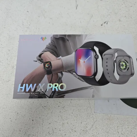 HOWEAR X PRO SMART WATCH – BOXED