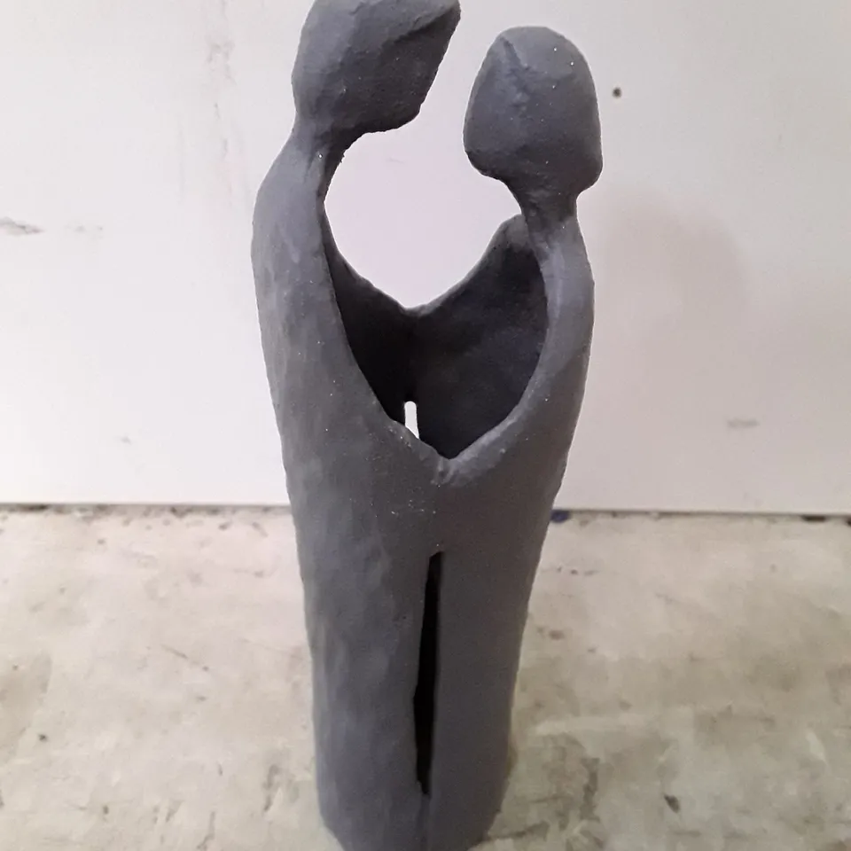 BOXED FAITH COUPLE CONTEMPORARY STYLE SMALL STATUE FIGURINE (1 BOX)