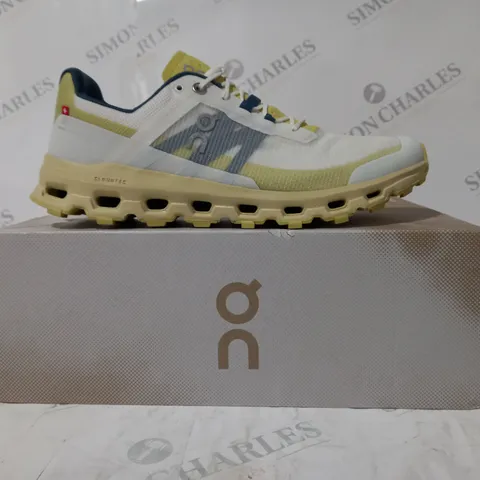 BOXED PAIR OF ON CLOUDVISTA SHOES IN IVORY/ENDIVE UK SIZE 8