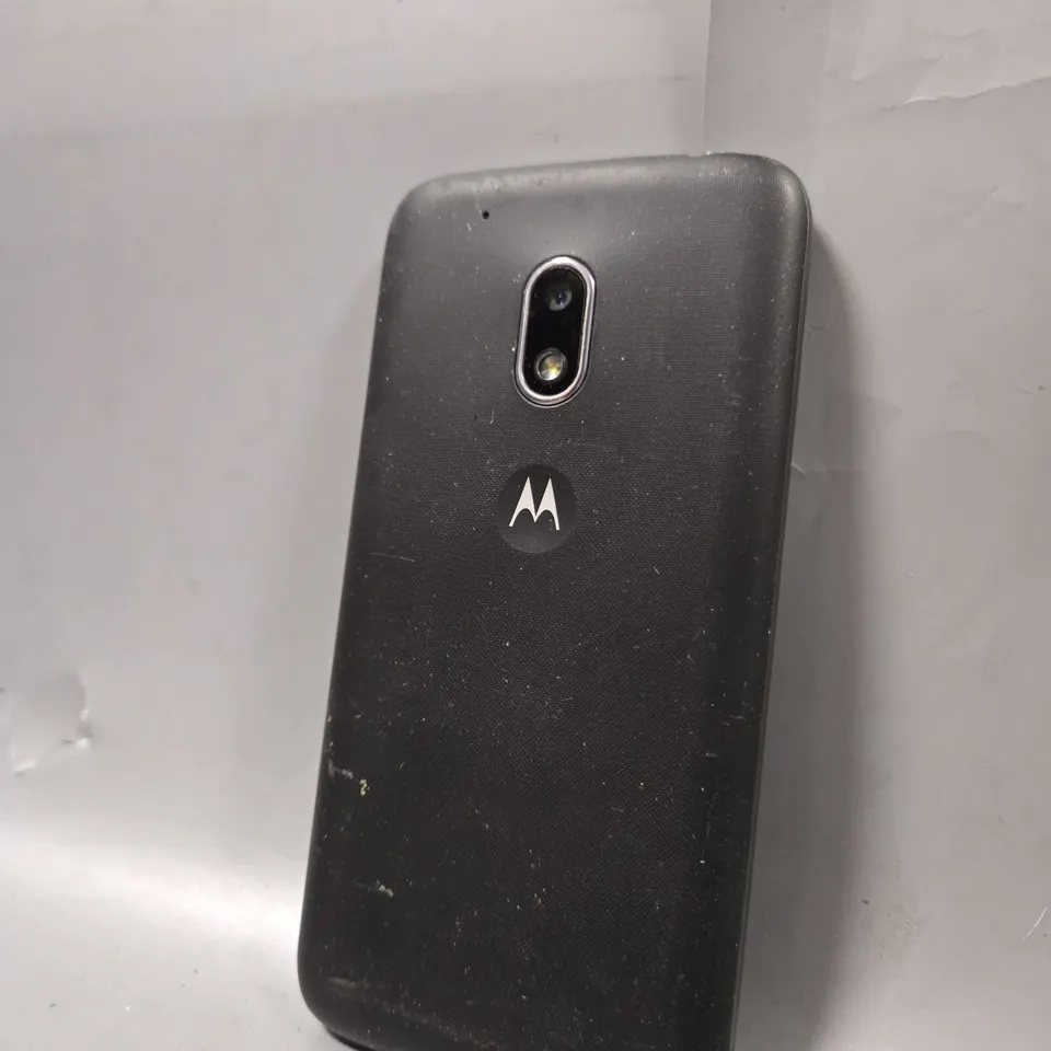 MOTOROLA MOBILE PHONE IN BLACK