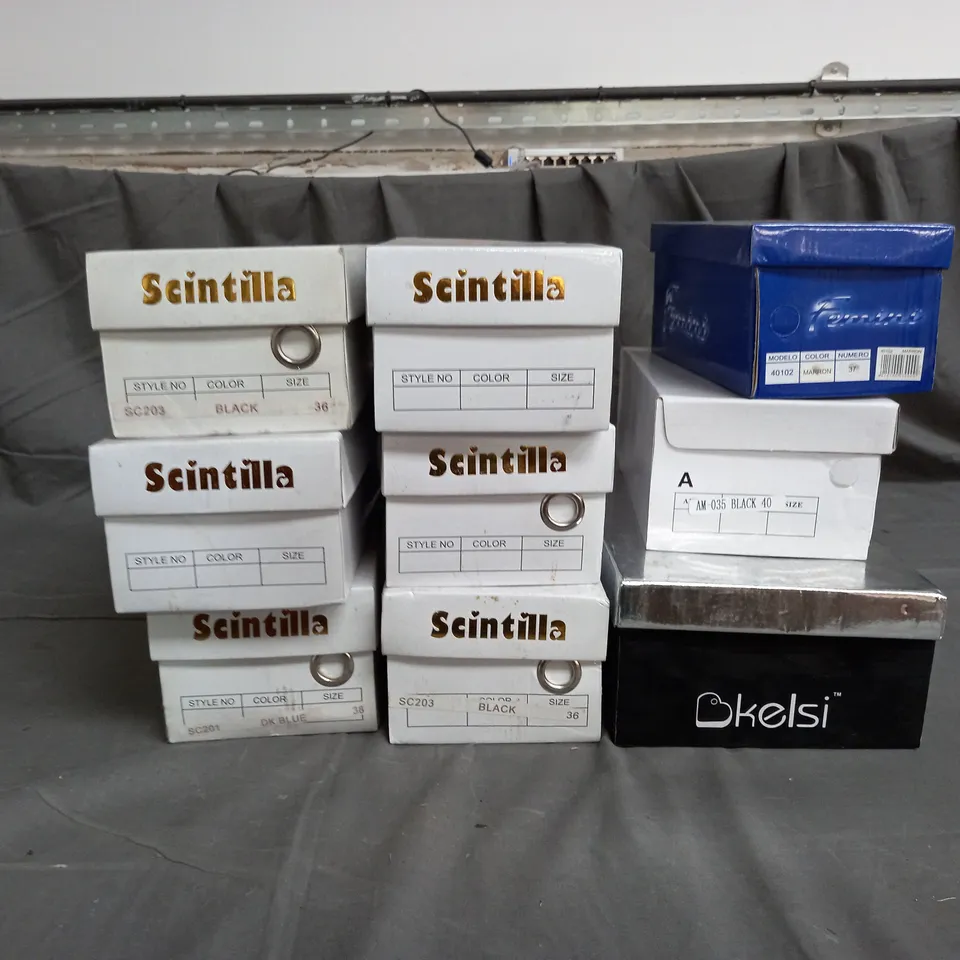 APPROXIMATELY 10 BOXED PAIR OF ASSORTED SHOES TO INCLUDE KELSI SANDALS IN SIZE 8