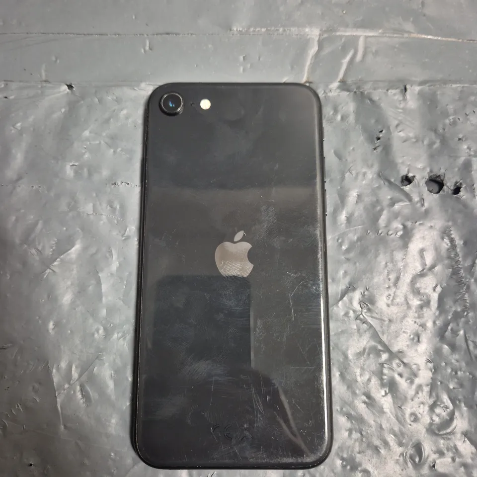 APPLE IPHONE SE - MODEL MHGP3B/A