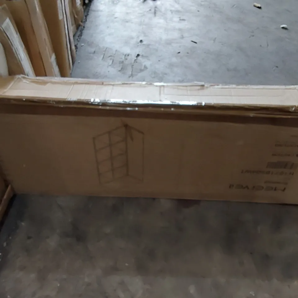 BOXED BOOKSHELF IN WHITE (1 BOX)