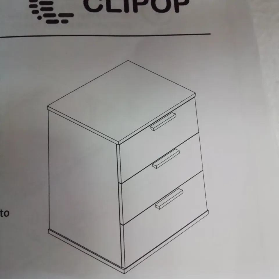 A BOXED 3 DRAWER CABINET IN WHITE 