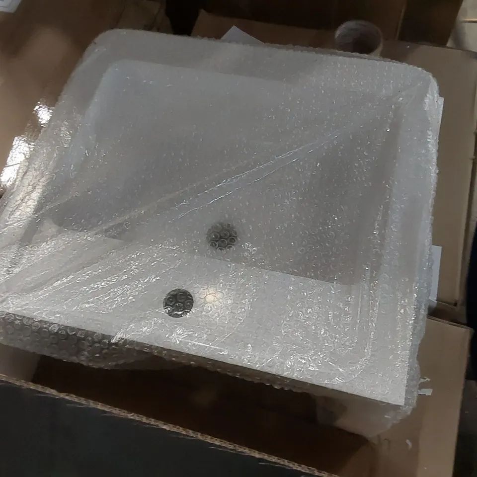 BOXED AQUA DART HARBY 500mm STONE RESIN BASIN - WHITE (1 BOX)