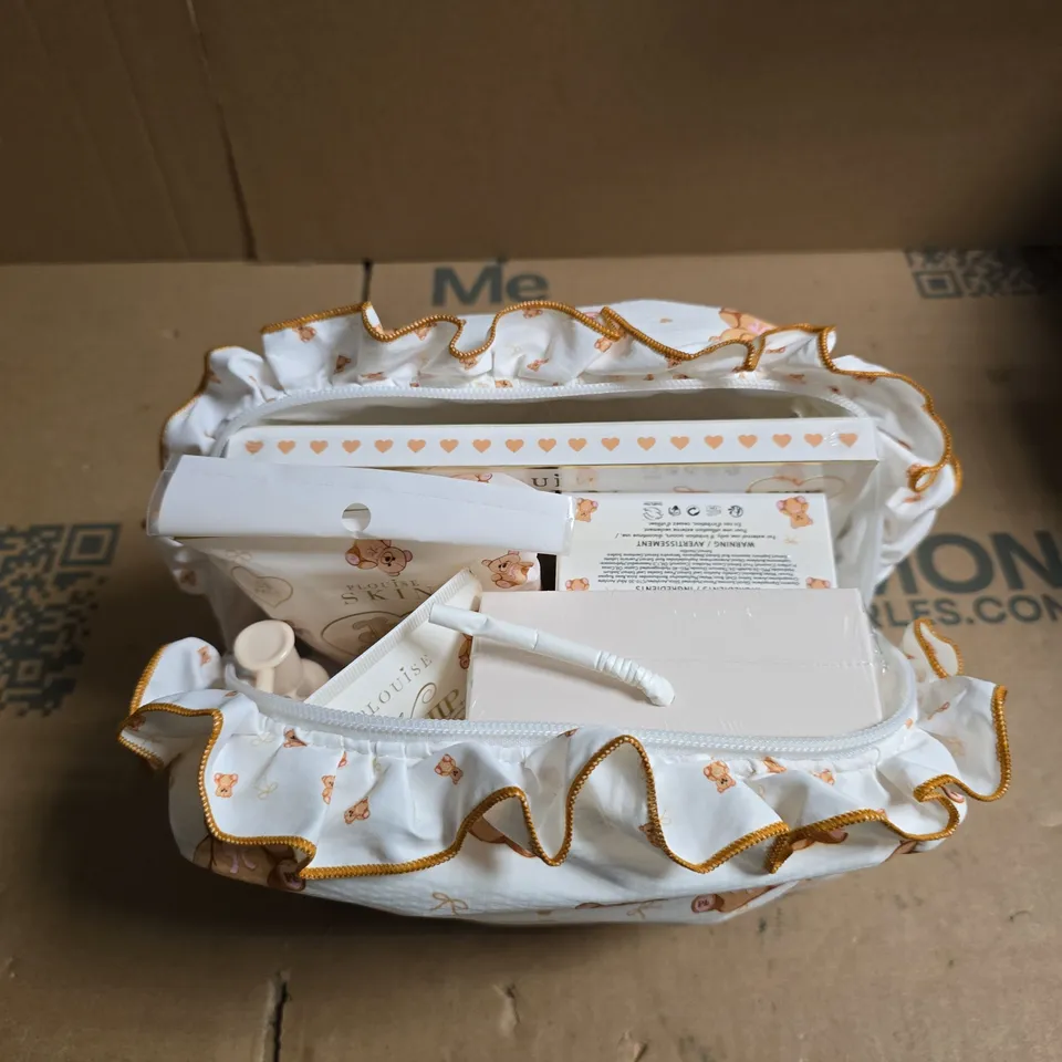 PLOUISE TEDDY TOUCH BATH AND BODY GIFT POUCH