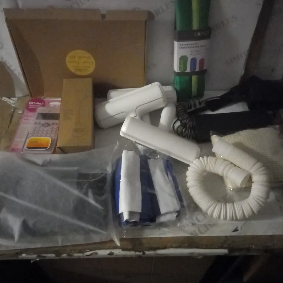 GROUP OF APPROX 10 ASSORTED ITEMS TO INCLUDE LINT BRUSHES, BOTTLE, CALCULATOR ETC