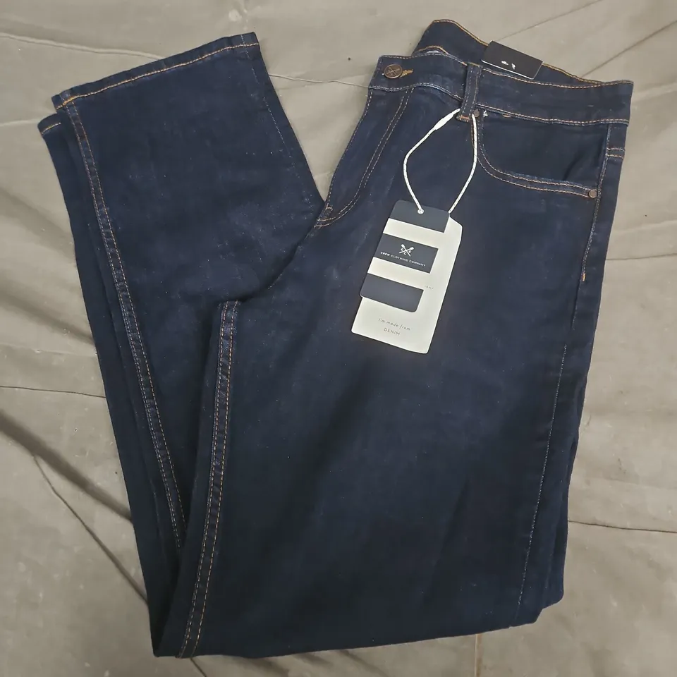 CREW CLOTHING COMPANY STRAIGHT JEANS IN DARK WASH - 14R