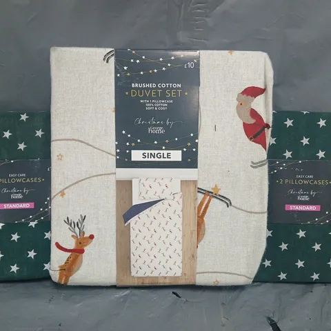 BOX OF APPROXIMATELY 10 ASSORTED BEDDING ITEMS IN VARIOUS COLOURS, STYLES, AND SIZES, ETC - COLLECTION ONLY