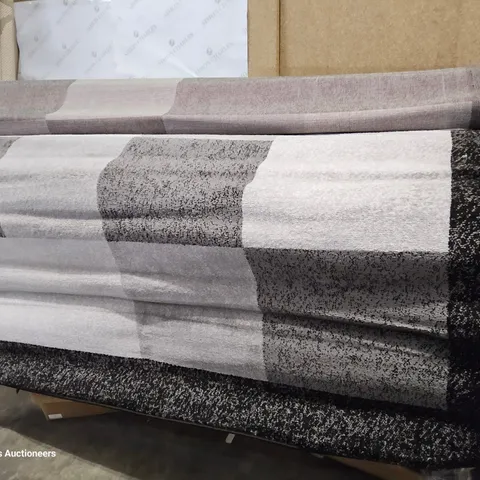 CASSLYN DHURRIE GREY/BLACK RUG 200 × 290