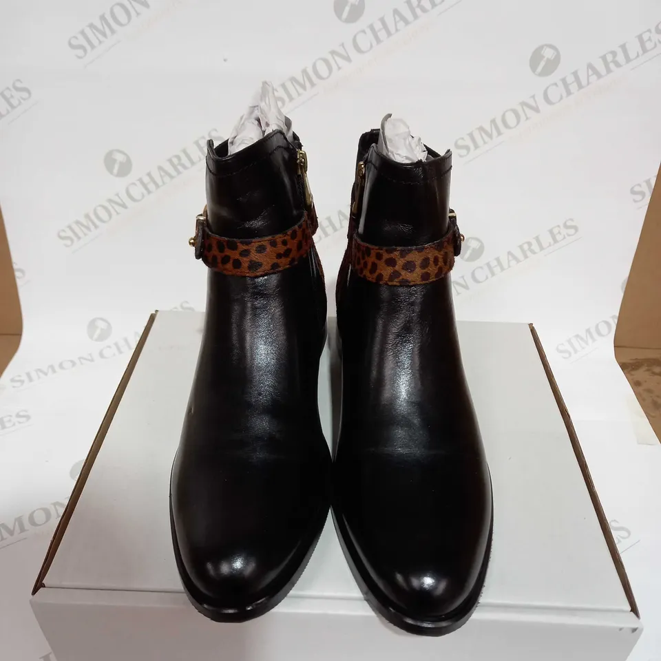 MODA LEOPARD ANKLE BOOTS - SIZE 6.5