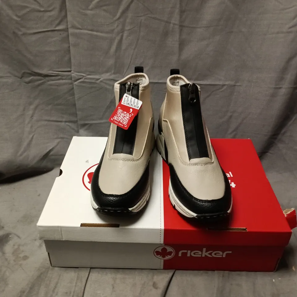 BOXED PAIR OF RIEKER WOMENS BOOTS, N6352-60, BEIGE LADIES ANKLE BOOT - SIZE 38