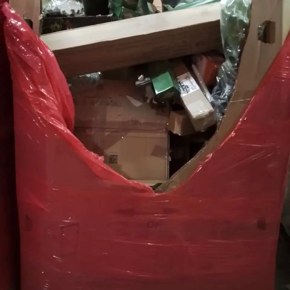 PALLET CONTAINING VARIOUS ASSORTED BOXED HOUSEHOLD ITEMS TO INCLUDE: AQUARIUM LIGHTS, SHOE STORAGE UNIT, LEGO SET AND LOTS MORE UNMARKED BOXED ITEMS 
