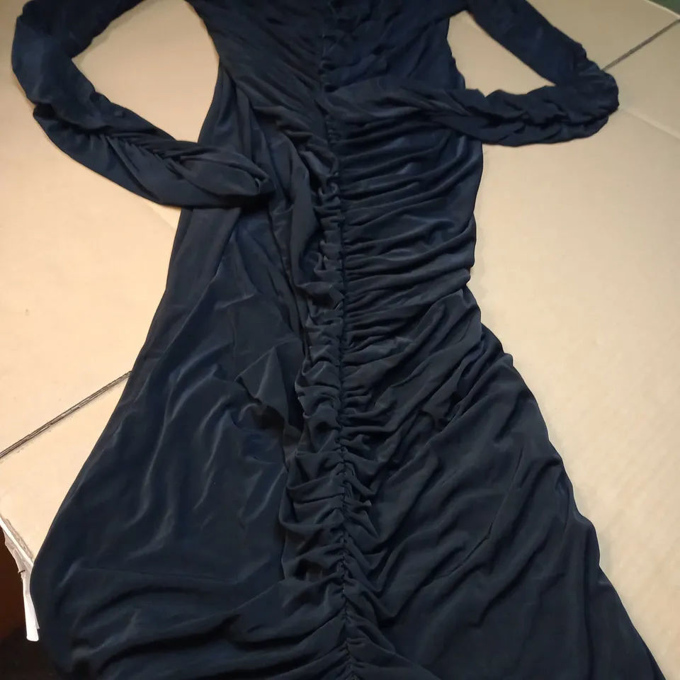 BOOHOO BLACK DOUBLE SLINK DUCHED MIDI DRESS - SIZE 20