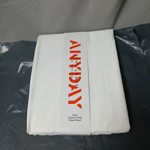JOHN LEWIS KING SIZED COTTEN DEEP FITTED SHEET, WHITE. 150 X 200 X 36 CM