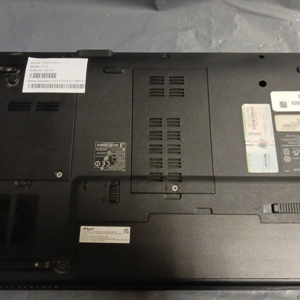 EMACHINES E525 LAPTOP