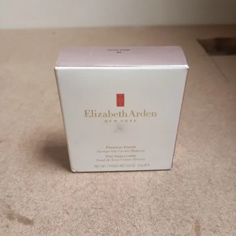 ELIZABETH ARDEN FLAWLESS FINISH SPONGE-ON CREAM MAKEUP – HONEY BEIGE 10