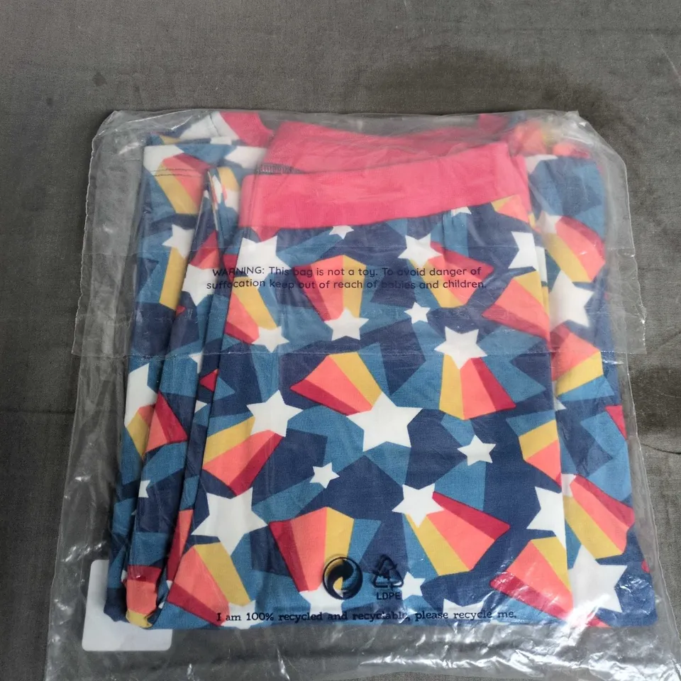 BAGGED KITE SHOOTING STAR PJ'S FOR KIDS - 134CM 9 YRS