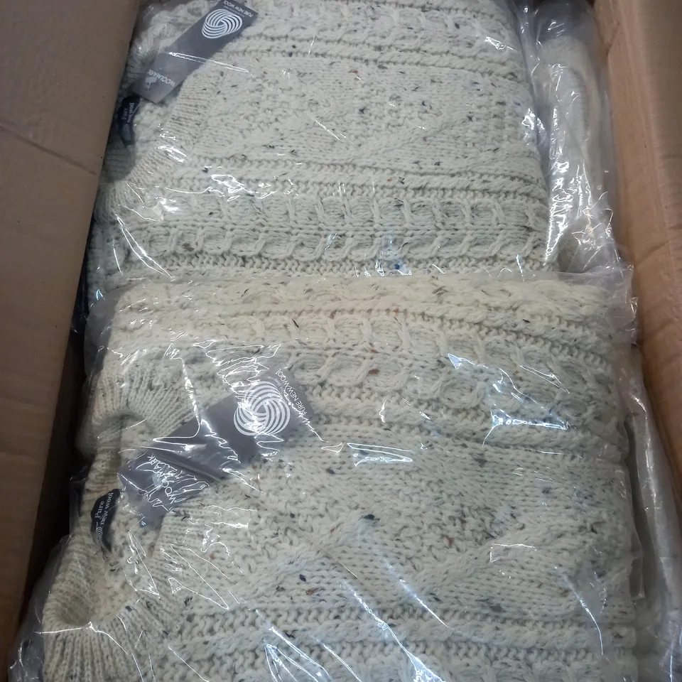 BOX OF 10PULL PURE LAIRE ROUND NECK HOMME STYLE BEIGE JUMPERS SIZE L 