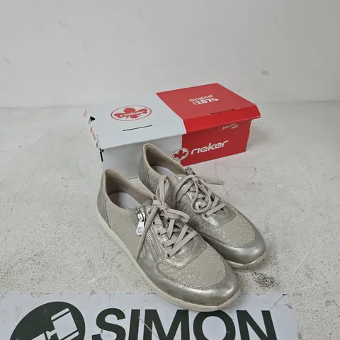 RIEKER N1112-60 SNEAKERS – BEIGE/SILVER, UK 7.5
