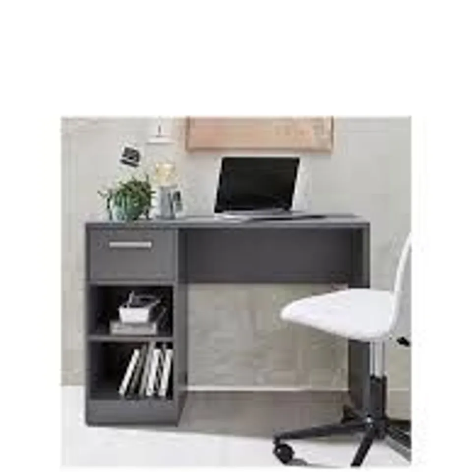 BOXED EVERYDAY NEW METRO DESK - GREY (COLLECTION ONLY) RRP £59